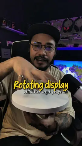 Nah produk ini cocok banget buat para affiliator & seller  Rotating display ini fungsinya biar bikin produk asik di liat saat POV #rekomendasi #rotatingdisplay #turntabledisplay #displayputar 