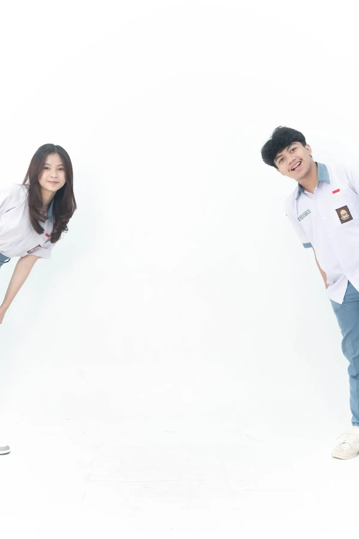 ideas pose photo studio with ur sweetie🤩 #poseideas #photostudio #posephotoideas #foryou #fyp #couple #misophotostudio