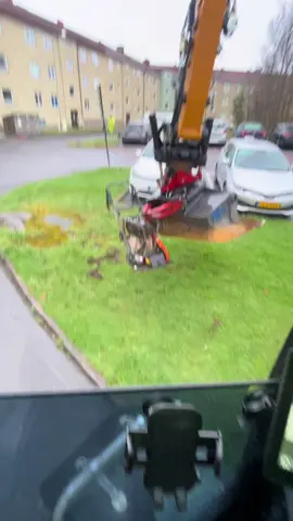 #sverige #liebherrfamily #liebherrsverige #liebherr #construction #rototiltsverige #tiltrotator #sweden #grävmaskin #excavatorsweden #rototilt #heavyequipment #bagger #LIVEhighlights #TikTokLIVE #vireal #LIVE 