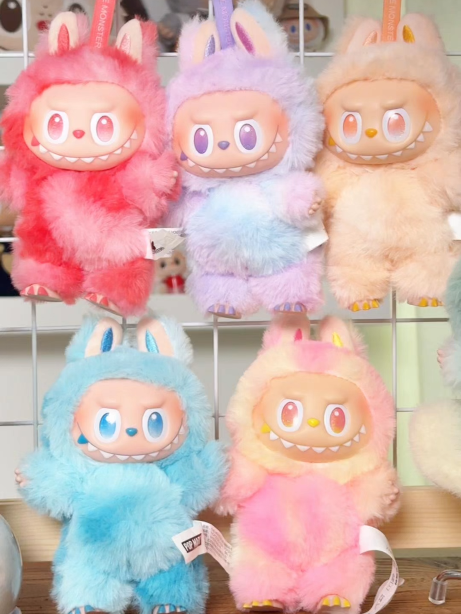 Color is energy in motion! Let it light up your world as THE MONSTERS bring the ultimate energy boost! “THE MONSTERS Big into Energy Series-Vinyl Plush Pendant Bind Box” #popmart#themonsters#labubu#tiktokviral#uktiktok