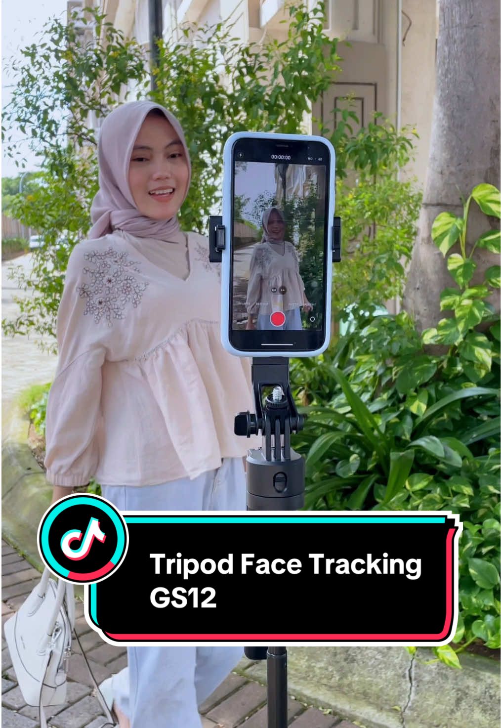 tripod yang bisa ngikutin wajah kita🤩 Dapatkan Tripod Face Tracking GS12 sekarang sebelum kehabisan👀#jovitech #tripod #facetracking #gimbalstabilizer 