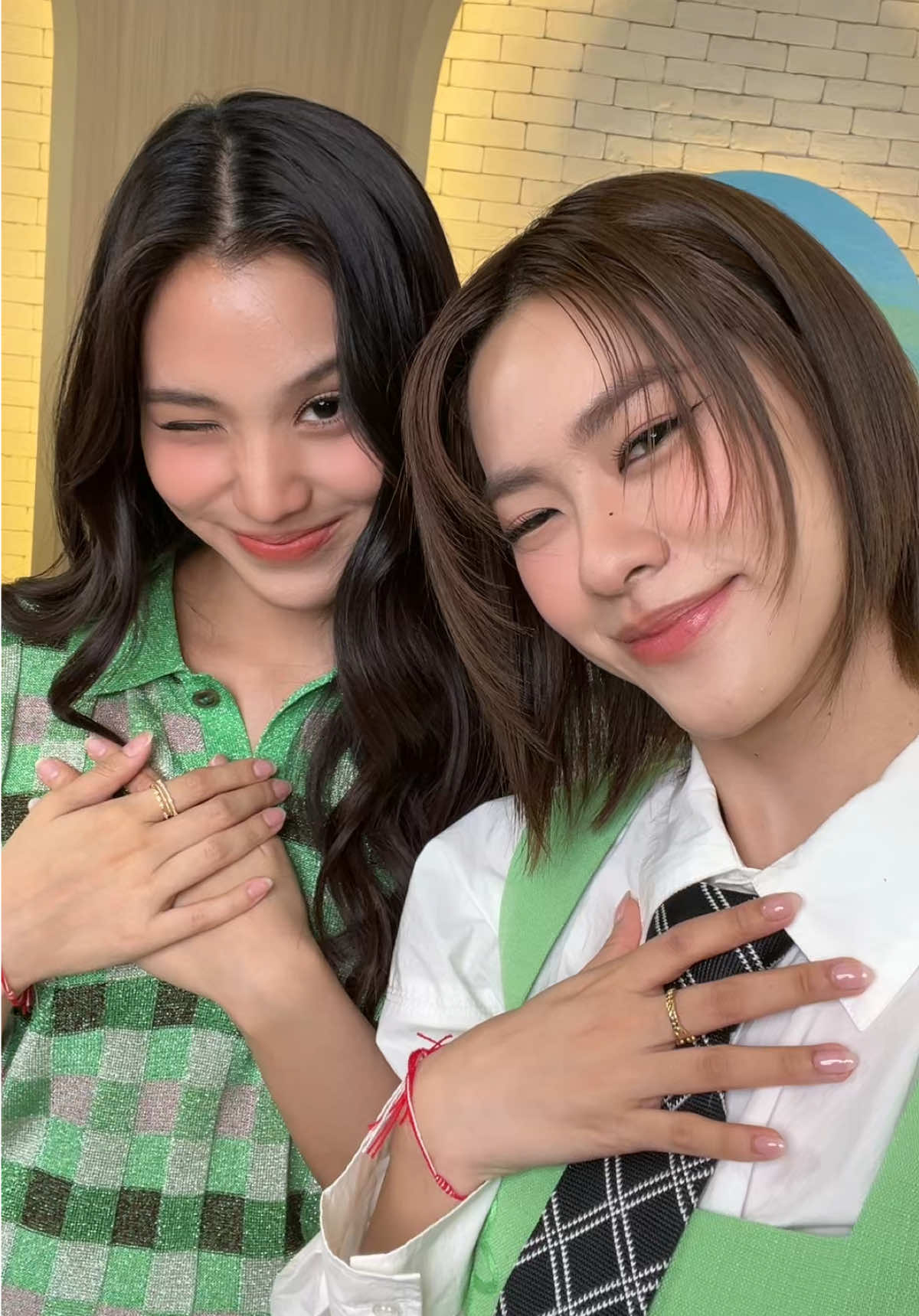 เอมี่บอนนี่หัวใจไลน์แมน 💚  #LINEMANxEMIBONNIE 