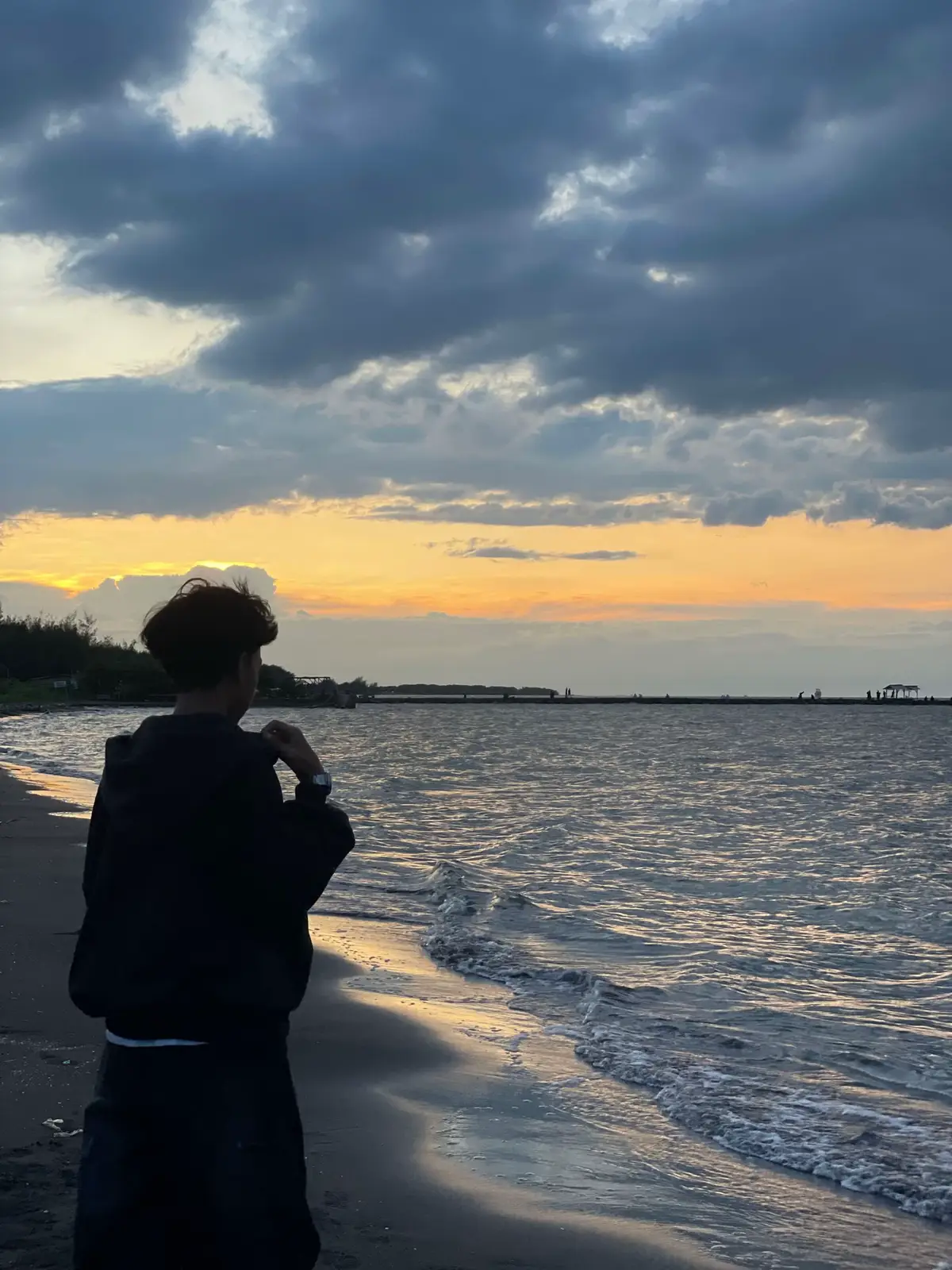 #sunset #boys #fyp #foryou #viral #xyzbca #fotogeser #pantailarangan #tegal 