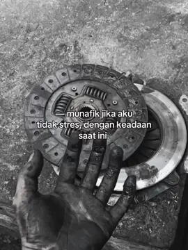 laki laki dengan segala pikirannya😊😊 #mekanik #mekanikmuda #mekanikalatberat #mekanikalatberatindonesia #mekanikamatir #setorywa #montir #montirmobil #mekaniktambang #mekanikkapal #driver #drivermuda #drivermudaindonesia #drivermudapunyacerita #pejuang #pejuangrupiah #katabijak #motivasi #fyp #ig #sad #bengkelbalap #bengkelmobil #bengkelmobilsurabaya #bengkelmobilbandung #setorywa #otomotif #tkr #tkrotomotif #smk #mekaniktambangbatubara #mekaniktruk 