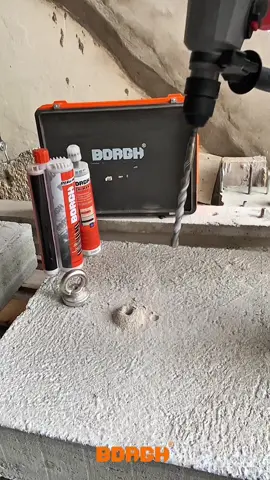 Martelete Milwaukee e Broca SDS Plus Borgh Quando duas ferramentas extraordinárias trabalham juntas o resultado é produtividade e rendimento 💪🏼.