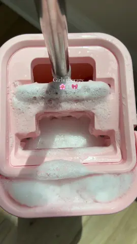 Faborite wall and floor mop in Pink. I have been using this mop for couple years and it’s still most used cleaning tool in my house 💕 #clean #cleaning #cleaningmotivation #Home #mop 