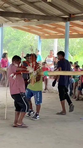 Ritual da tucandeira 🐜   . . . . #amazonas #sateremawe #indigena 