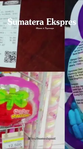 Badan Penyelenggara Jaminan Produk Halal (BPJPH) bersama Badan Pengawas Obat dan Makanan (BPOM) menggebrak publik dengan pengumuman mencengangkan: 9 produk pangan olahan dinyatakan mengandung unsur babi, dan parahnya lagi-7 di antaranya justru telah bersertifikat halal! Dalam konferensi pers yang digelar Senin (21/4/2025), Kepala BPJPH Ahmad Haikal Hasan menyampaikan temuan serius ini mengungkap adanya penyimpangan label produk yang berpotensi meresahkan masyarakat luas, khususnya umat Muslim. Berikut daftar produk yang terbukti mengandung unsur babi: Corniche Fluffy Jelly Marshmallow - Marshmallow rasa leci, jeruk, stroberi, anggur. Diproduksi Sucere Foods Corporation, Filipina dan diimpor PT Dinamik Multi Sukses. Corniche Apple Teddy Marshmallow - Marshmallow bentuk teddy rasa apel. Produsen dan importir sama seperti di atas. ChompChomp Car Mallow - Marshmallow bentuk mobil, dari Shandong Qingzhou Erko Foodstuffs Co., Ltd., Tiongkok dan diimpor oleh PT Catur Global Sukses. ChompChomp Flower Mallow - Marshmallow bentuk bunga, dari produsen dan importir yang sama. ChompChomp Mini Mallow - Marshmallow bentuk tabung, dari perusahaan yang sama. Hakiki Gelatin - Bahan tambahan pangan berbentuk gel, diproduksi oleh PT Hakiki Donarta.  Larbee-TYL Vanilla Marshmallow Filling - Marshmallow isi selai vanila, dari Labixiaoxin (Fujian) Foods Industrial. Baca lengkapnya di Sumateraekspres.id #sumateraekspres #bpjphbpom #marshmellow #makananmengandungbabi #makanantidakhalal #makananbersertifikathalal #palembanghariini#fypage 