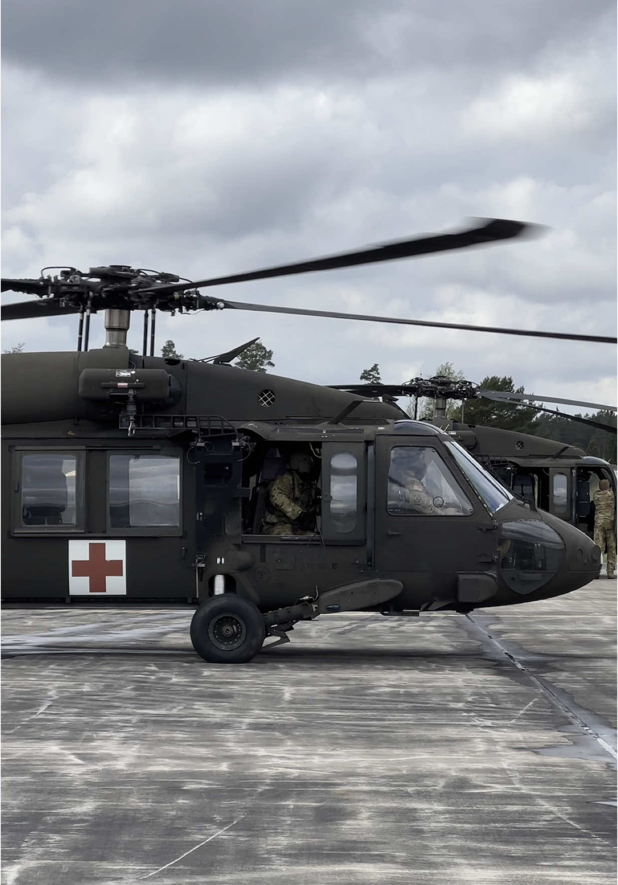 #army #aviation #military #blackhawk 