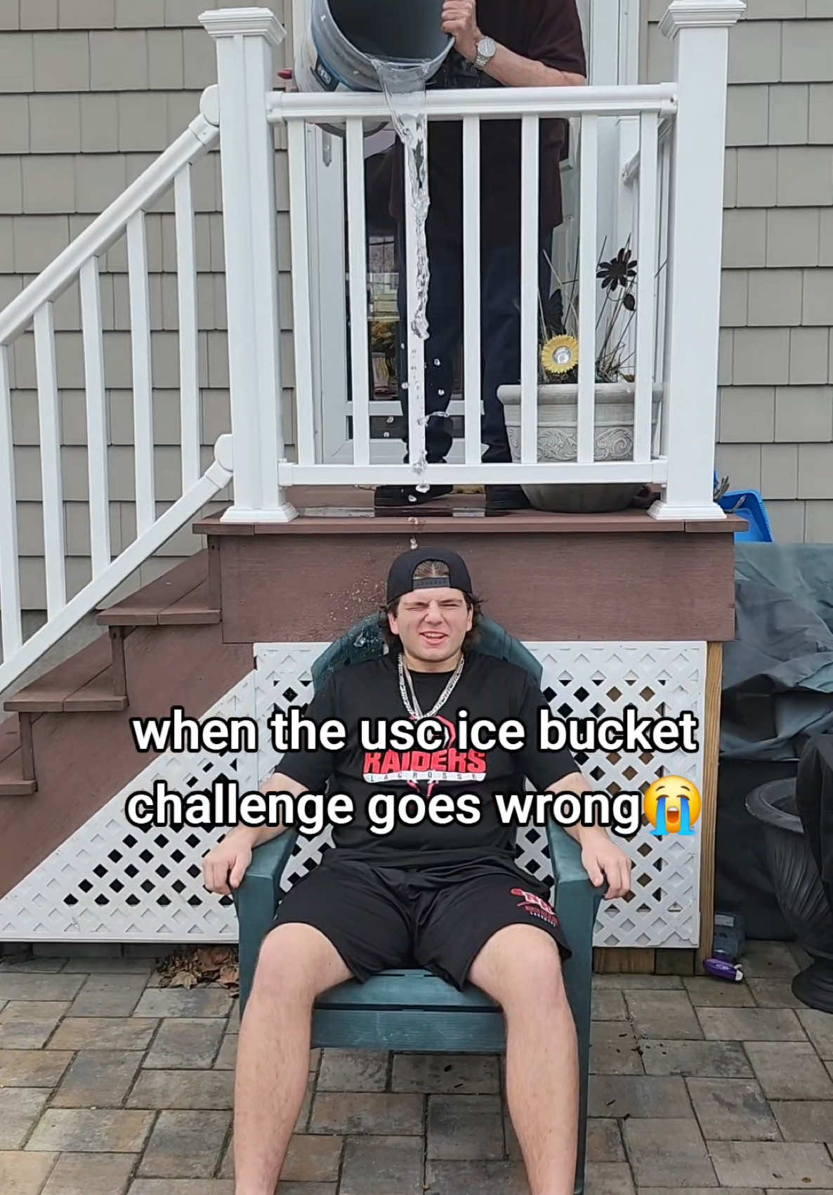 no chance gramps is taking the fall here (@Lando⚽🏒🥍) #icebucket #fail #icebucketchallenge #grandpa