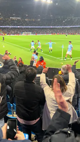 The winning celebration #manchestercity #mancity #astonvilla #villa #etihadstadium 2-1 #PremierLeague #nunes #matheusnunes #bernardosilva #silva #kevindebruyne #kovacic #doku #pepguardiola 