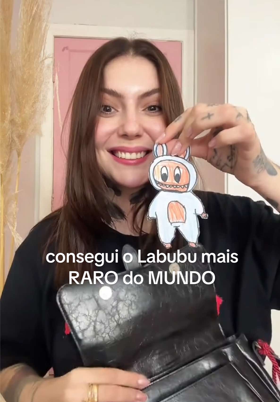Ganhei o Labubu mais raro de todos e não tem pra vender em lugar nenhum 😭 o melhor presente  #labubu #blindbags #popmart #labubumacarons #plastificação #labubuthemonsters #chafufu 