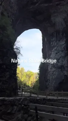 A soft hike ✨ Add it to your slow weekend list! #softstepsdmv #naturalbridgeva #facelessvlog #virginiatrails #aesthetictravel #quietplaces #slowadventures