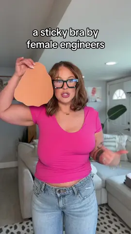 A sticky bra invented by female engineers? You know it’s going to be good! #stickybra #bra #backlessbra #straplessbra 