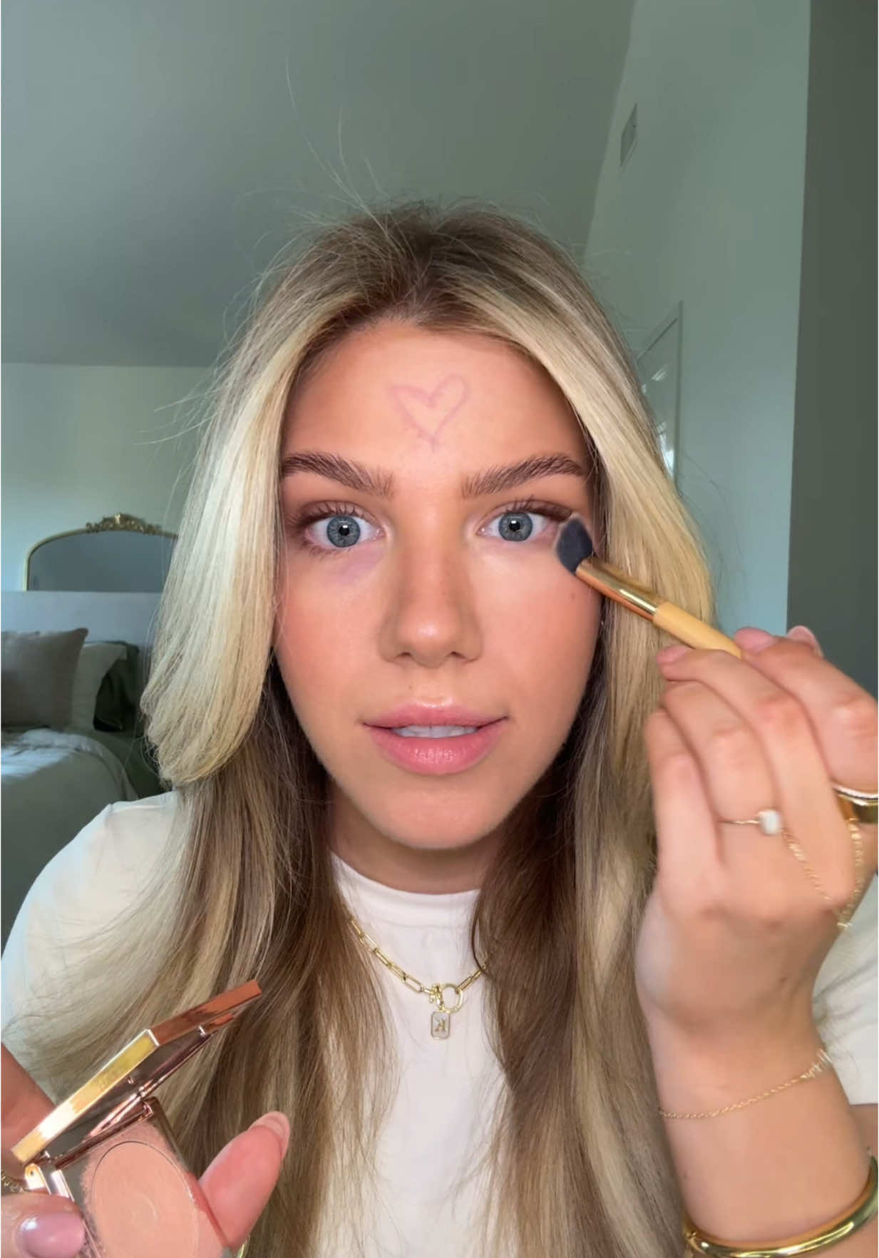 Replying to @Ecobbler18 PLUS a free $25 brush?? it keeps selling out for a reason 👏🏻 #colorcorrection #colorcorector #undereyeconcealer #darkundereye #undereyecircles #darkcircles #tarte #tartecosmetics #makeup #makeuptips #fyp