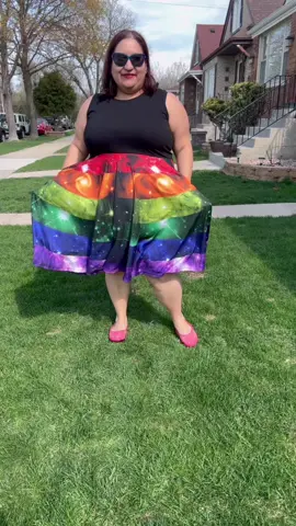Happy Earth Day! 🌎🌍🌏 These dresses are out of this world!  @Svahausa is a women-owned fashion brand creating science-themed dresses with pockets and inclusive sizing. Fun fact the Constellations dress Glow-in-the-Dark Svaha  #svahausa #dresseswithpockets #fashion #plussize #plussizefashion #stem #stemfashion #greekygirl #nerdygirl #OOTD #bodypositivity #plussizebeauty #fashionblogger #earthday #womensupportingwomen #plussizemodel #confidenceboost #wearconfidence #plussizefashionblogger #curvygirlstyle 