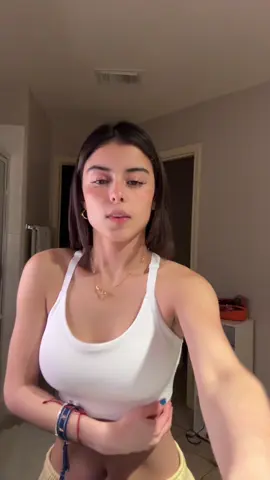 Tenía una basurita en el pelo