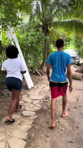 Emmanuel and tweety taking pictures #fyp #viral #jamaica #jamaicatictok 
