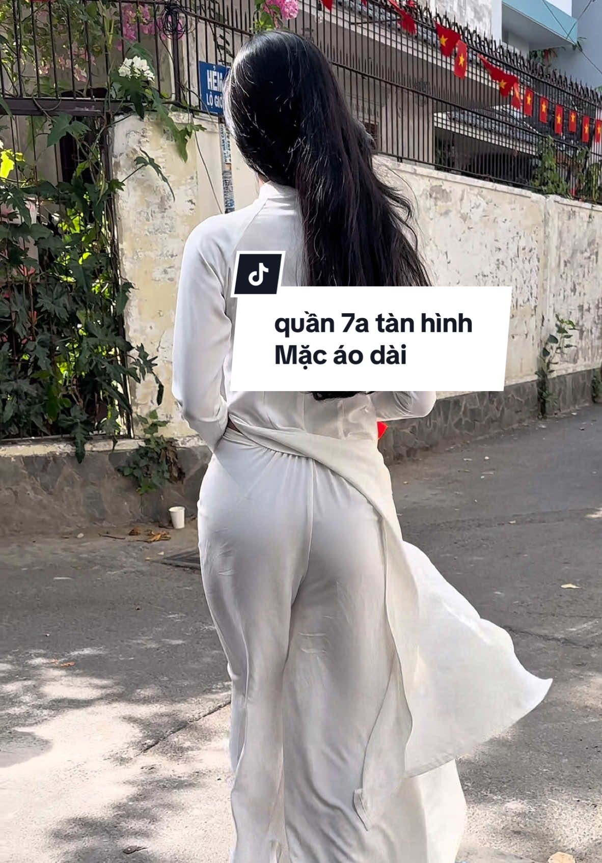 Một em quần tàn hình cho mí ní mặc áo dài đi đâu cũng k phải lấy tà che nữa nè🥰🥰🥰#aolot #huathaothichdon #quanchipren #quanlotsieure #mebimsua #congai #xuhuong 
