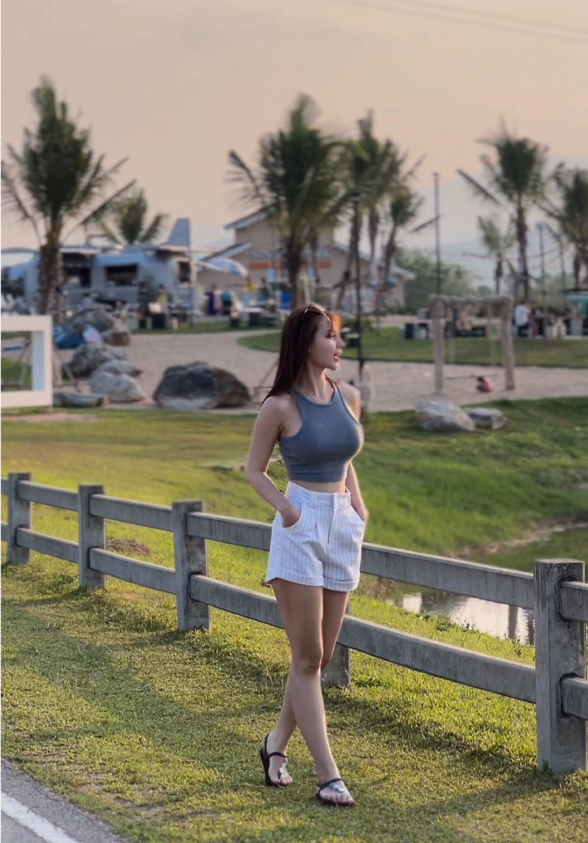 จีบได้นะ ข้อเสียไม่มี ส่วนข้อดียังหาไม่เจอ 🌝💫