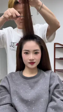 It took three hours to do the hat hairstyle. What do you think??#art #fyp #hairstyle #fyp 