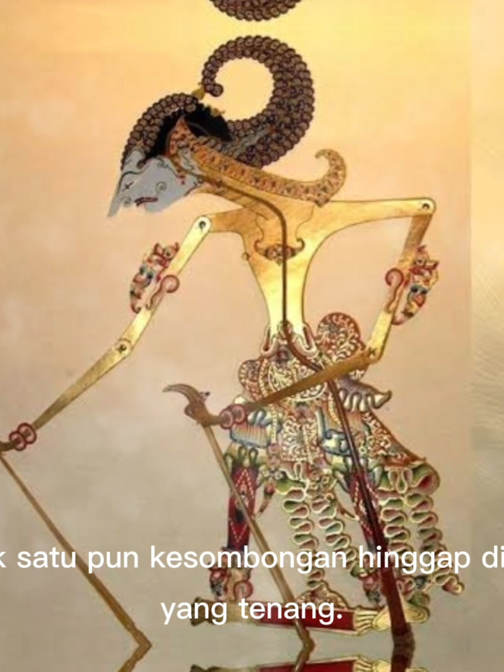Arjuna bukan hanya kesatria gagah, tapi juga manusia yang berjuang menundukkan egonya sendiri. Namun apa jadinya ketika ia harus membunuh kakaknya sendiri demi kebenaran? Panah itu melesat—dan Arjuna pun menangis dalam diam... #PanahYangMenangis  #arjuna  #puisiwayang  #kisahpewayangan  #fromzerotohero  #kisaharjuna  #wayangjawa  #baratayudha  #filosofijawa  #narasiepik  #puisisedih  #tokohwayang  #ceritabijak  #kisahinspiratif  #memorifakta 