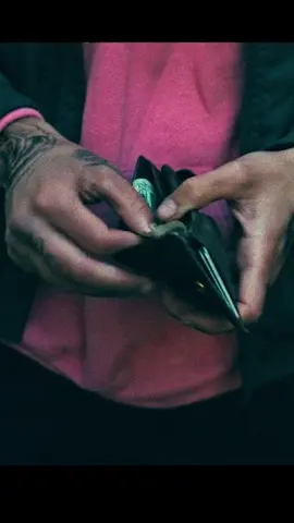 He’s a thief among thieves. #locked #film #movie #foryou #fyp 
