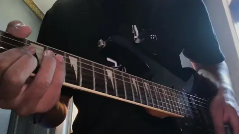 Yovie & Nuno - Manusia Biasa. #guitarcover #electricguitar 