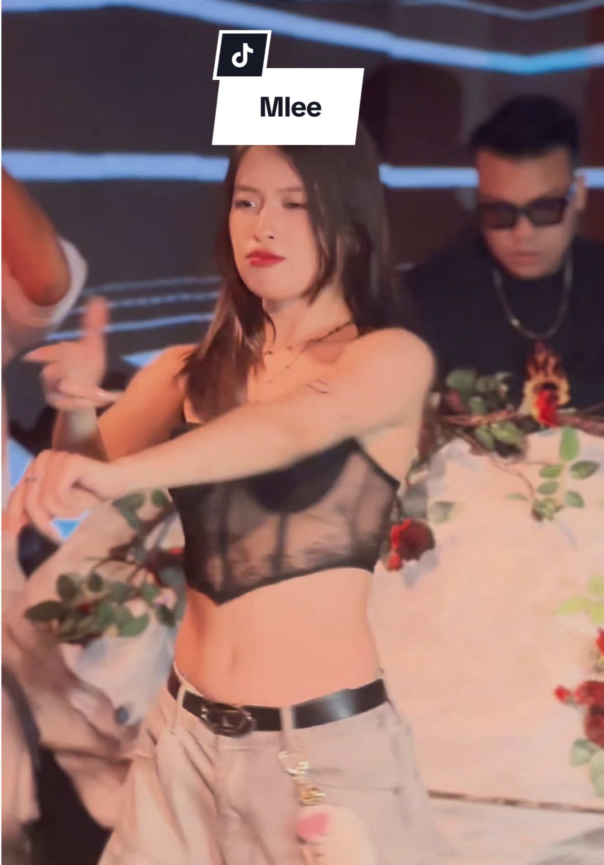 Lại là cô ấyyyy #thelavish #loungehanoi #clubhanoi #xuhuong #dancenightlife #gaixinh #mlee