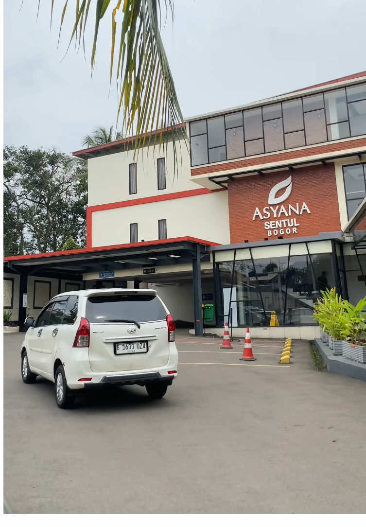 @AsyanaHotelSentulBogor  Staycation asik di asyana hotel  Mulai dari 200ribuan  Lokasinya adem ramah anak cocok bngt buat family time #asyanasentulbogor #muabogormurah #hotelmurah #bogorhits #tiktok 