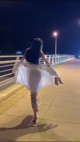 Love rises in the east and falls in the west, romance till death do us part #Don'tLetLoveFade Dance Challenge
