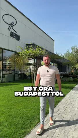 🌿 Egy óra Budapesttől… és elfelejted, hogy még mindig itthon vagy. ✨ Elegancia, nyugalom, kényeztetés – minden részlet a helyén. 🛌 Tágas szobák, 🌅 csodás kilátás, 🍷 ízek, amiket nem felejtesz. 💆‍♂️ Felnőttbarát wellness, ahová nem csak pihenni jössz – hanem feltöltődni. ☀️ Ez nem egy hotel. Ez egy élmény, amit magaddal viszel. 📍 Siófok – Reed Hotel Ha még nem jártál itt… tedd fel a bakancslistádra. Ha jártál… tudod, miről beszélek. 😉 Nem fizetett hirdetés – csak meg akartam mutatni. 🙏 #reedhotel #siófok #magyarország #wellnesspihenés #luxusutazás #kikapcsolódás #belföldinyaralás #eleganciában #foryou #fypシ #viral #magyar #magyartiktokker #magyarorszag @Reed_Luxury_Hotel_&_Bistro 