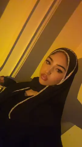 Come  heraaaaa #creatorsearchinsights #melb #irani #fatima #iraqi #syd #fypシ゚viral 