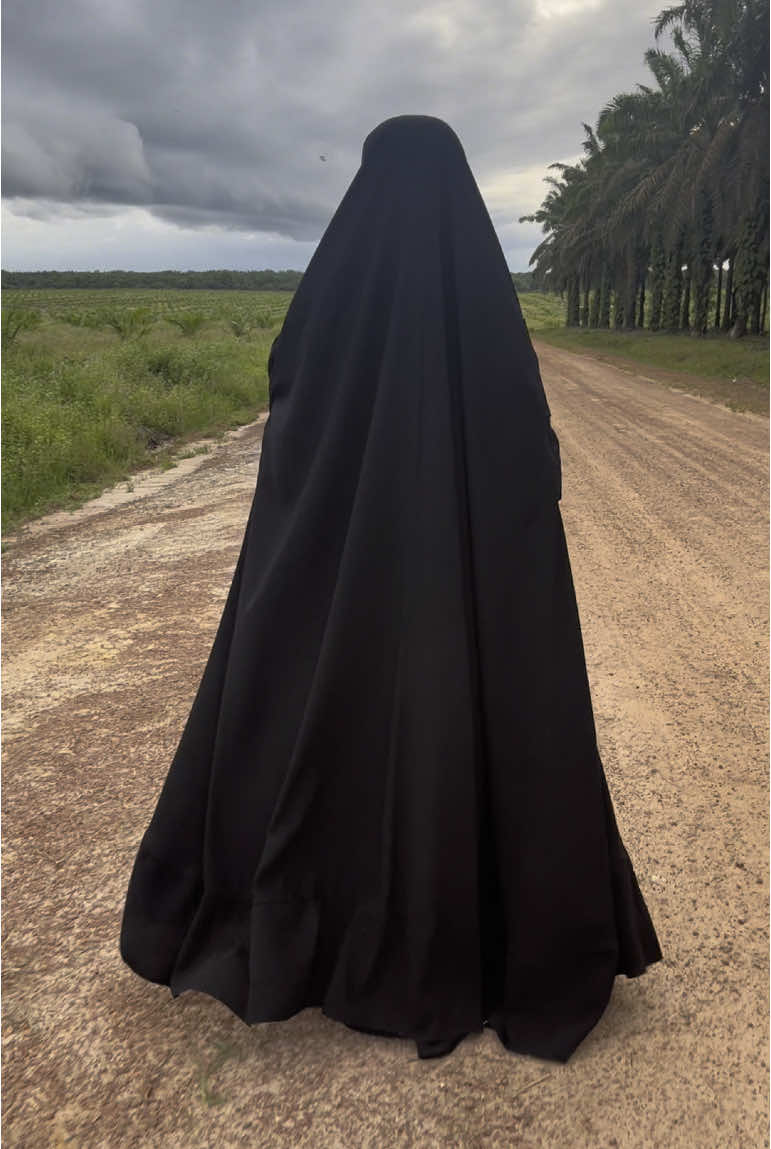 #khimarjumbo #hijab #jetblack #heejabmy #jilbabjumbo #jb #khimar #khimarsyari #floorkhimar #roundkhimar #overhead #cadar 