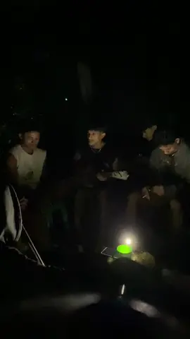 Squad ROLKOD bilang so butul” skli ini 😂🤣 @Nyongkerr_28  @Anis  @.idhan08_  @Delwinn  @Anexx2008  @@Efan dtrke  #coverfidio  #lagudaerah  #yanger  #tiktokviral  #fyppppdonggggggggggシ 