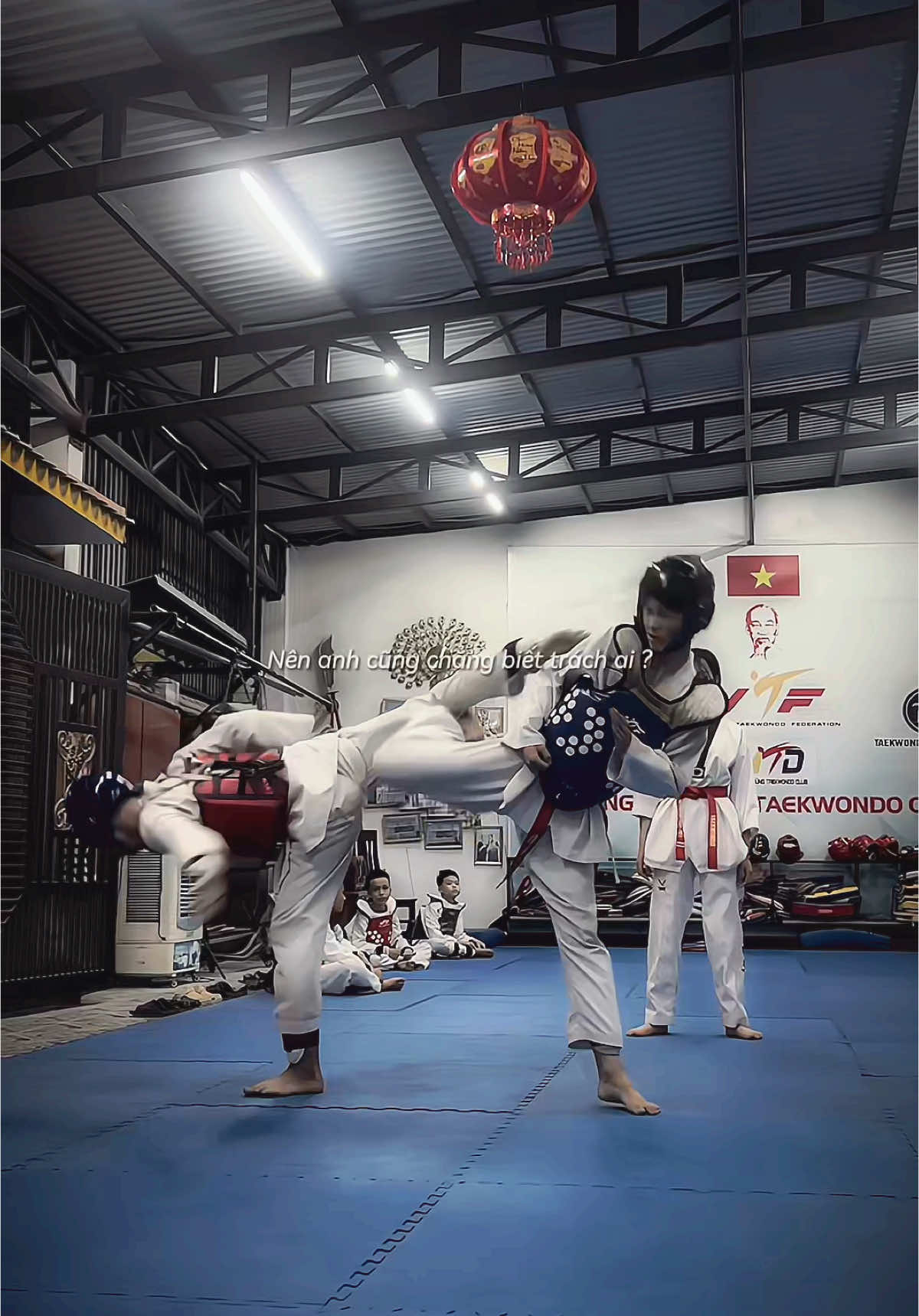 #teakwondo hoa mắt chóng mặt 