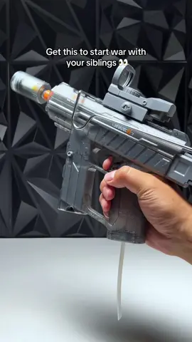 Who needs this most fast water gun?👀