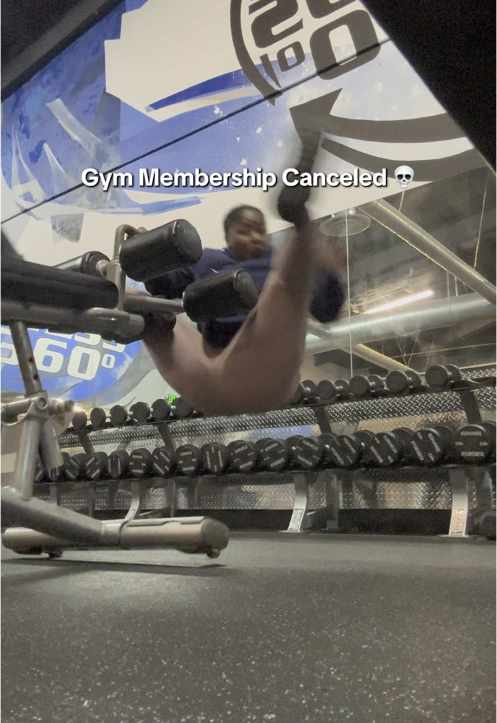 Epic gym fail that will make you laugh 😂 #gymtoks #gymhumor #creatorsearchinsights #Fitness #GymTok #comedytiktok #fitnessfun #workoutfails #gymmemes #FitTok 