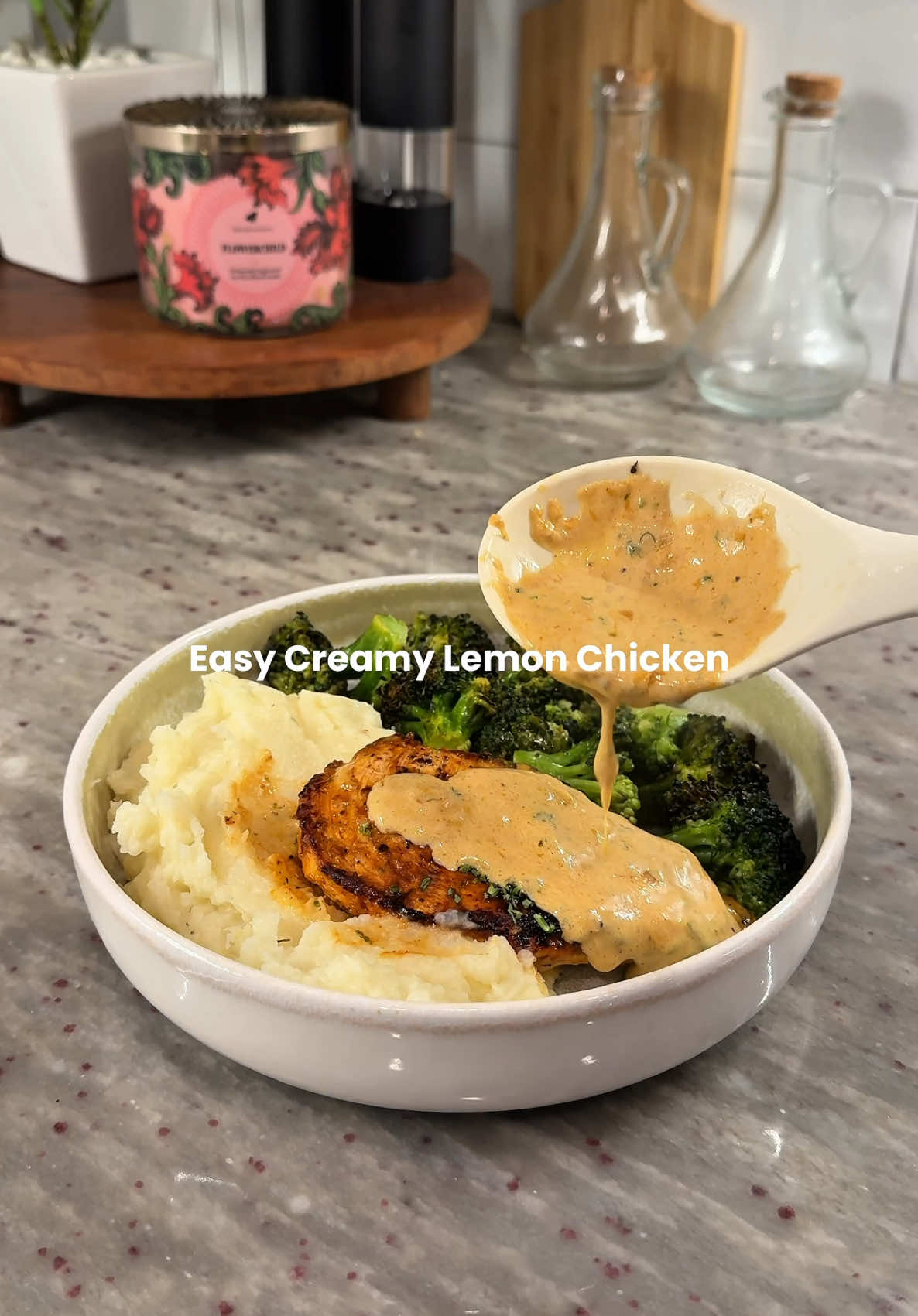 You can never go wrong with creamy lemon chicken for dinner. Super easy to make and so delicious!  #DinnerIdeas #dinner #chickenrecipe #EasyRecipe #blackgirltiktok #fyp 