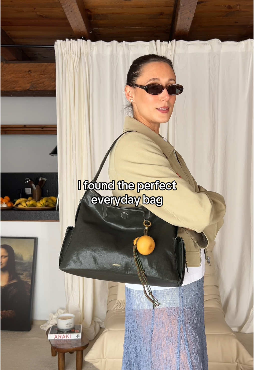 The best everyday bag exists and this one is luxury on a budget🌲 Quality? Incredible. Functionality? Unbelievable. Comfort? 100%. Price? Unbeatable. Doesn’t get any better than this! ❤️ *gifted* @Songmont_Official #midrangebags #luxurybag #everydaybag #bagcollection #songmont 