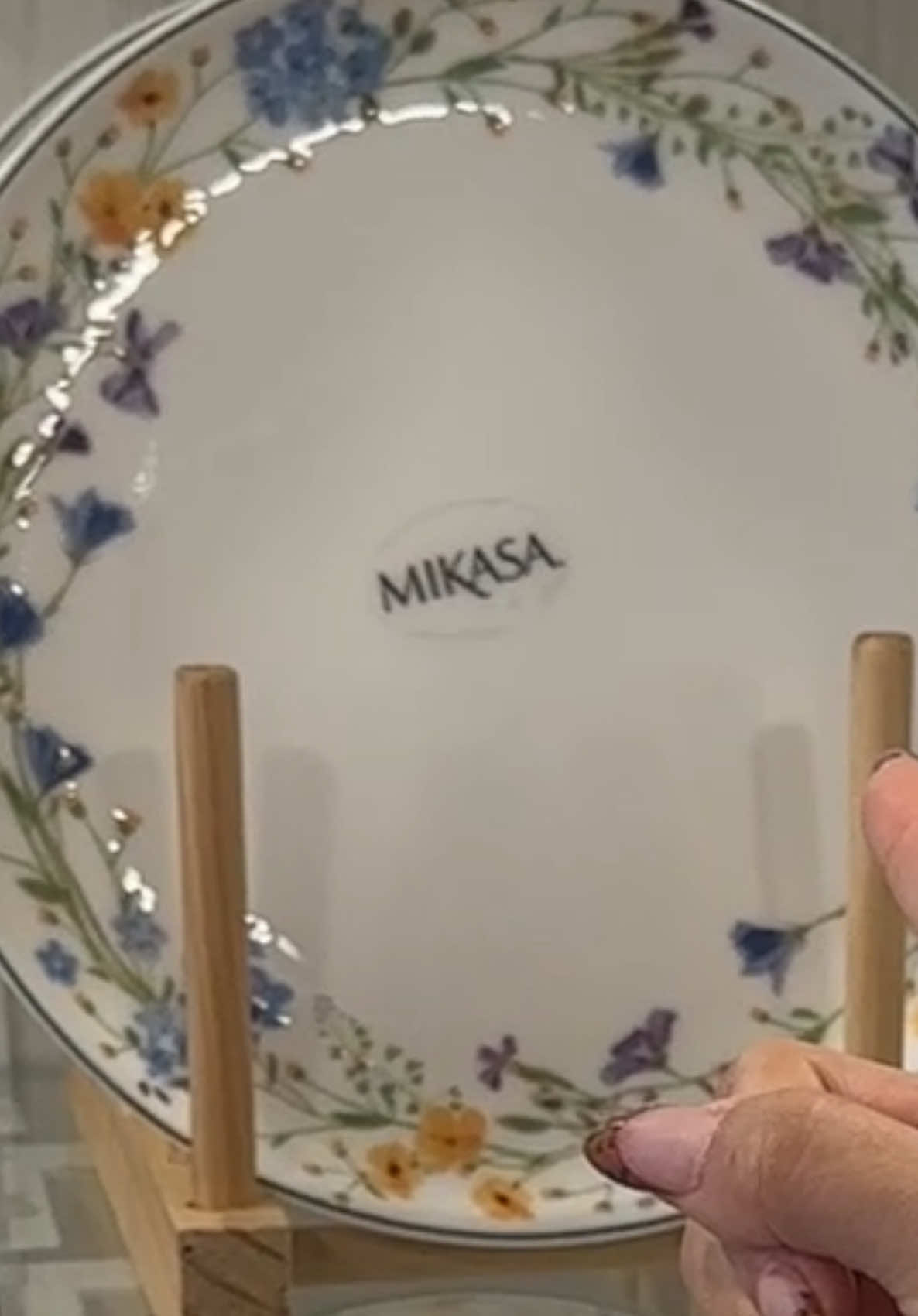 MIKASA?? ACKERMAN??? || #mikasaackerman #mikasa #aot #AttackOnTitan #snk 