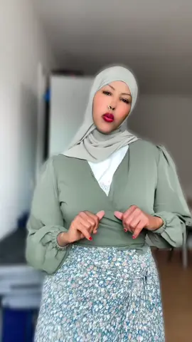 #lightwavetoearth #tiktokviral #queensama 
