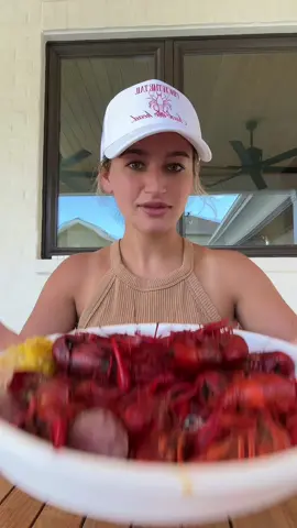 Your sign to get @captainsidsseafood crawfish (also on uber eats) today🦞🤤 #crawfish 