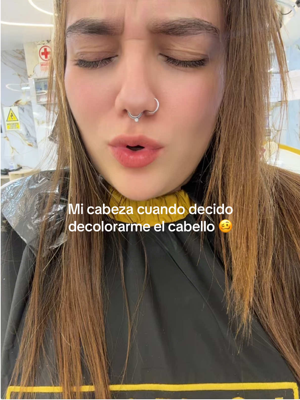 No me dejes morir 🥲 Rubia a cualquier costoooo mi reine #fyppppppppppppppppppppppp #rubias #hazterubia #cabellosaludable #comedia #salondebelleza 