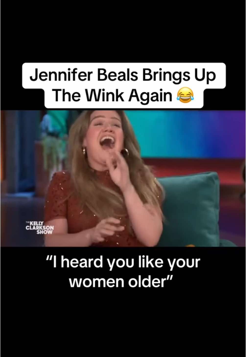 She will never live it down 😂  #kellyclarkson #fyp #funny #jenniferbeals #wink 