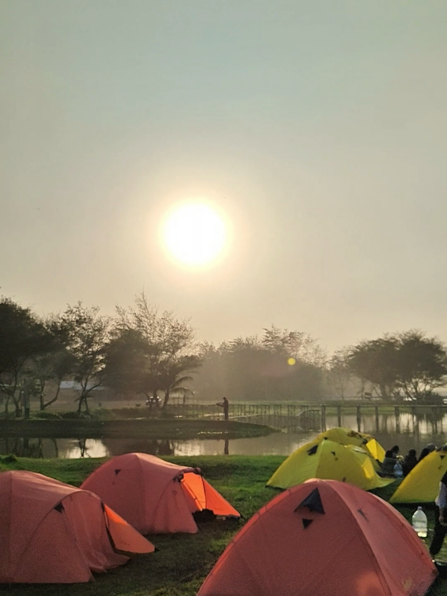 Rekomendasi tempat camping  #laguna #lagunabeach #lagunaglagah #lagunaglagahkulonprogo  #healing #jalanjalan #camp #camping #wisata #wisatajogja #wisatakulonprogo #kaliprogo #alam #kemah #hutpemuda #pemuda #karangtaruna  #CapCut 