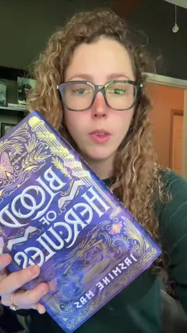 Idk this edition is just TOO pretty. 🤩 #bloodofherculesbook #bloodofhercules #fairyloot #BookTok
