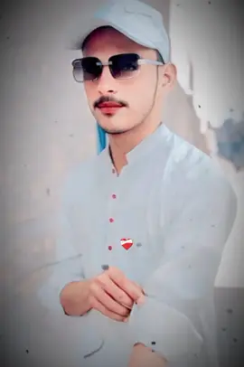 Hum se khobsurat log mile ge Tum mgr koi chai ga ni koi hamare Tarah #CapCut #videoviral #comments #foryoupageofficiall #fypシ゚ 