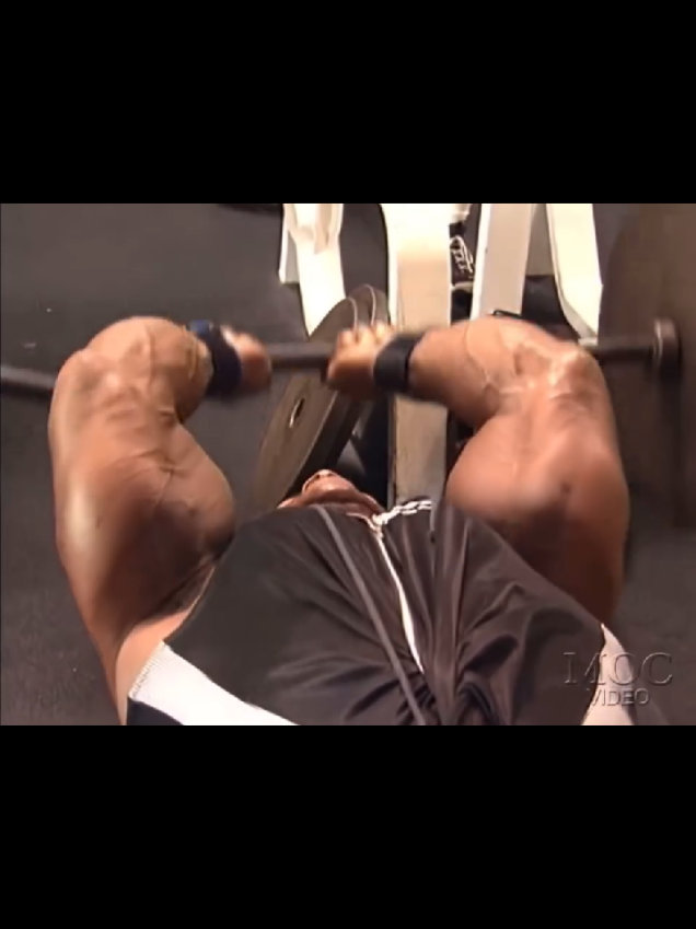 bodybuilding#bodybuilding #oldschool #fyp #pourtoi #GymTok #gym #muscle #rip 