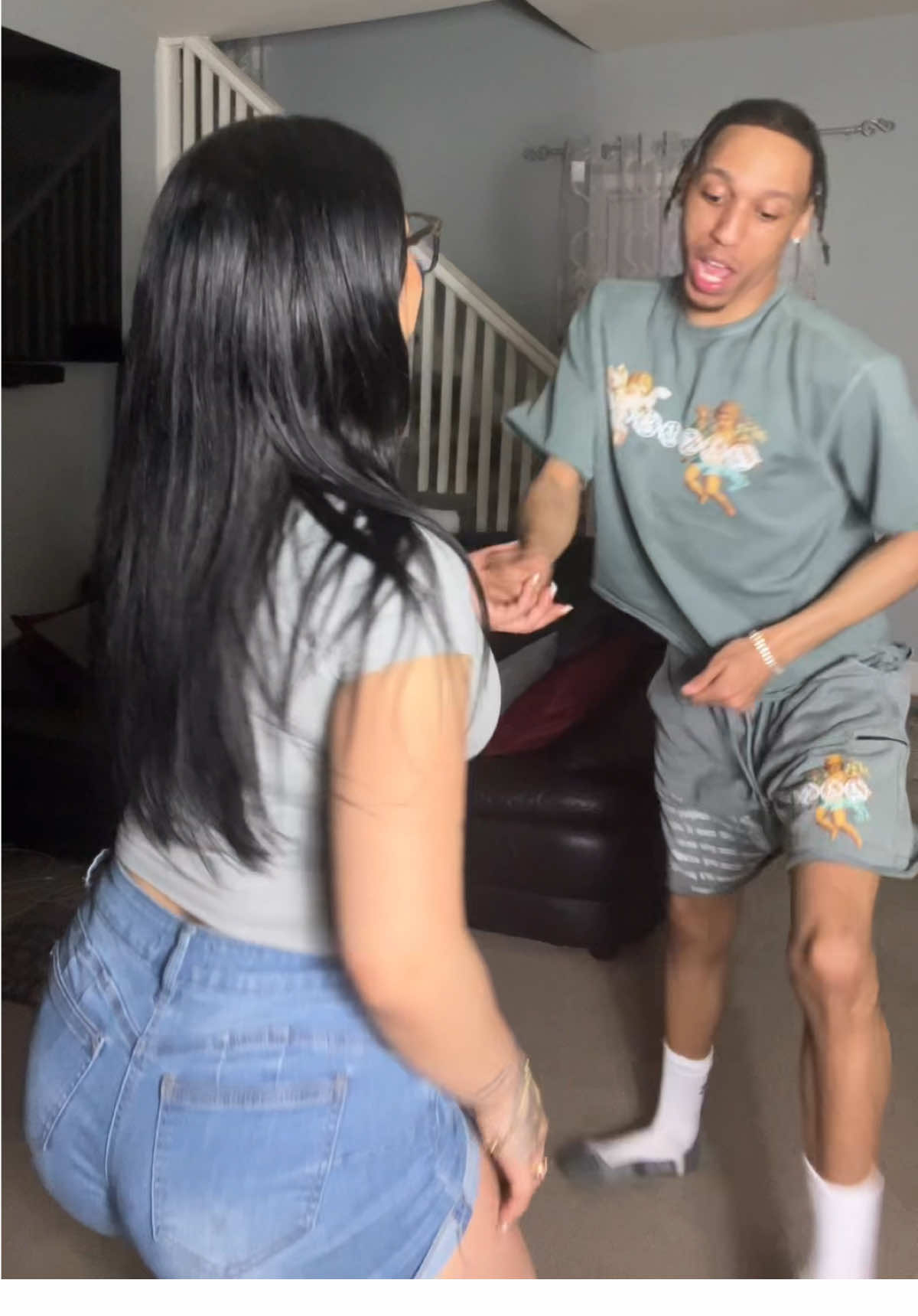 AYEEEE😂😂♥️